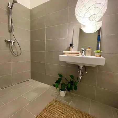 Altbau Mit Stil Im Dritten Wenen Buitenkant foto