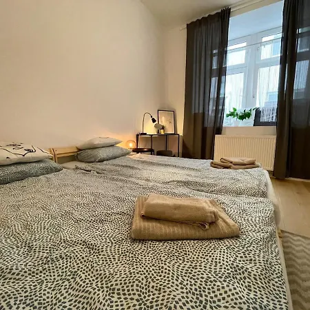 Altbau Mit Stil Im Dritten Wenen Buitenkant foto